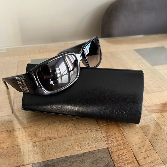 It is original brand - Picture 1 of 5